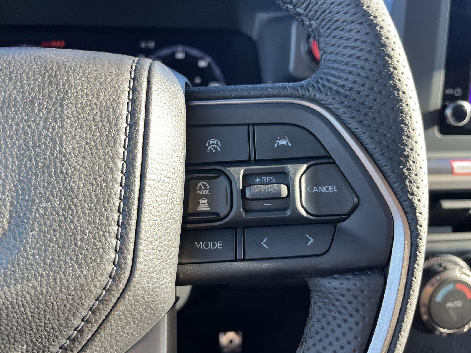 2025 Toyota Tacoma TRD Sport - Photo 27