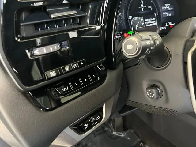 Certified Used 2025 Iridium Lexus 450h+ Luxury image 31