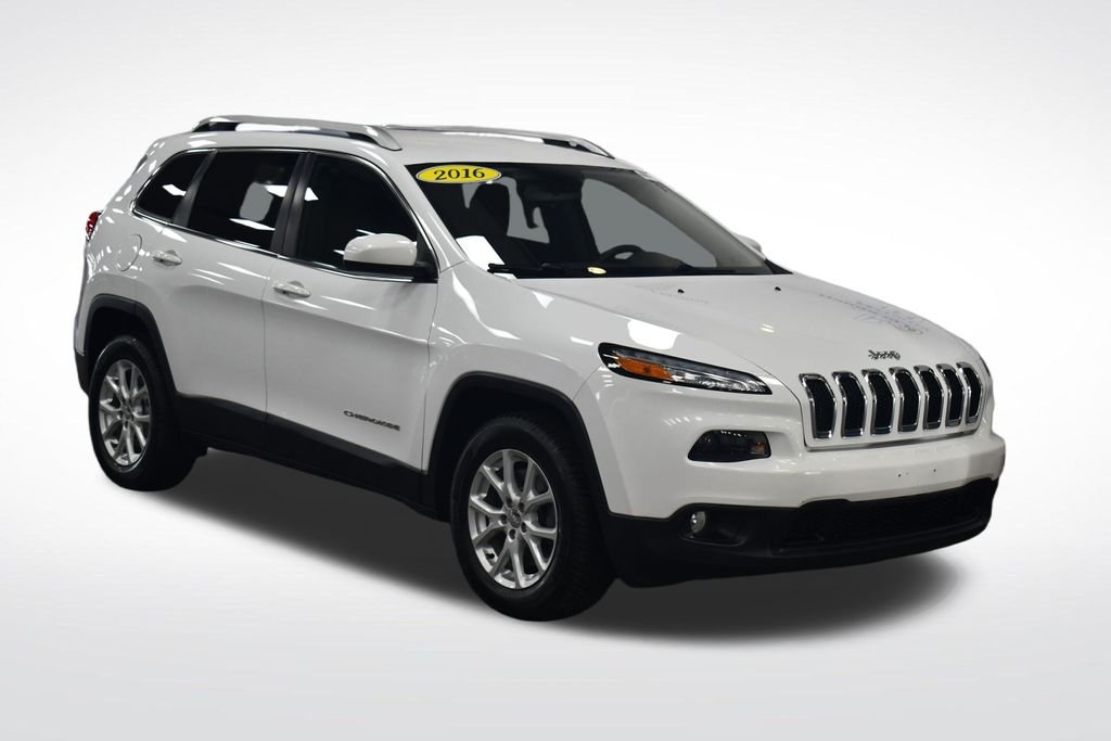 2016 Jeep Cherokee Latitude - Photo 8