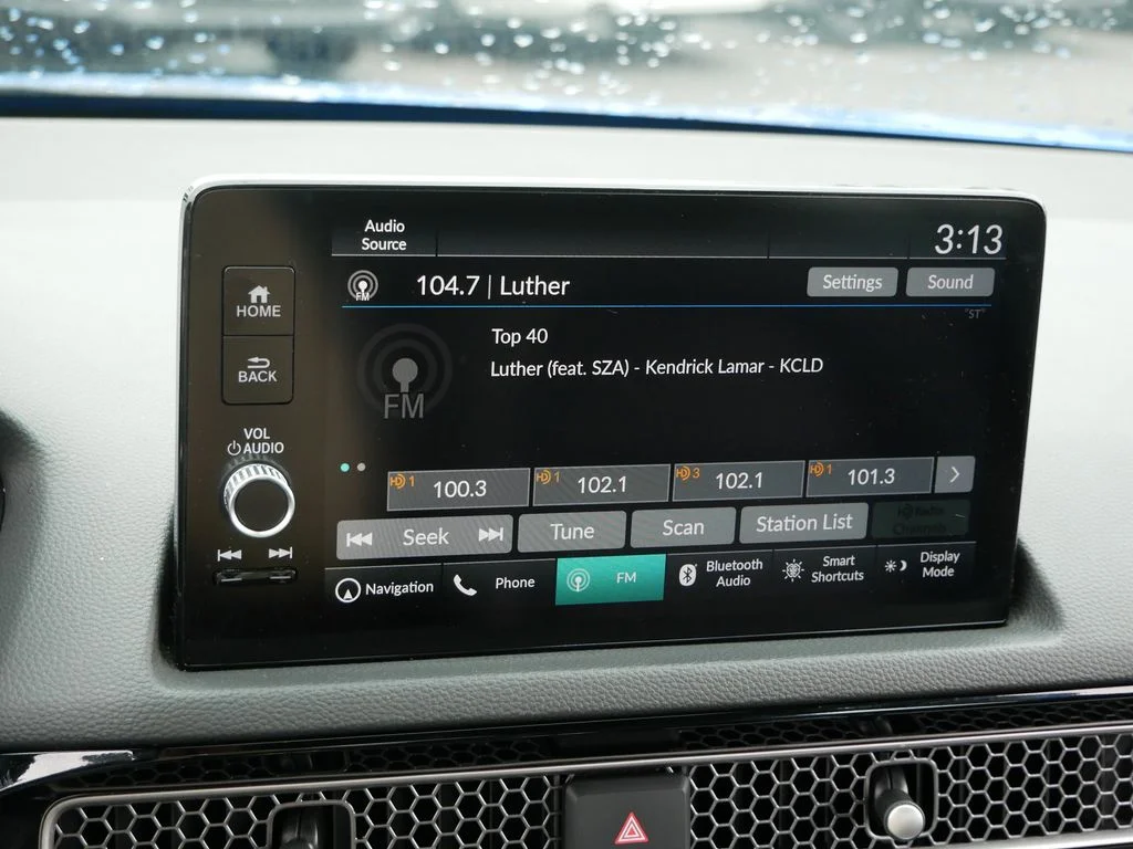 Used 2023 Blue Honda Sport Touring image 17
