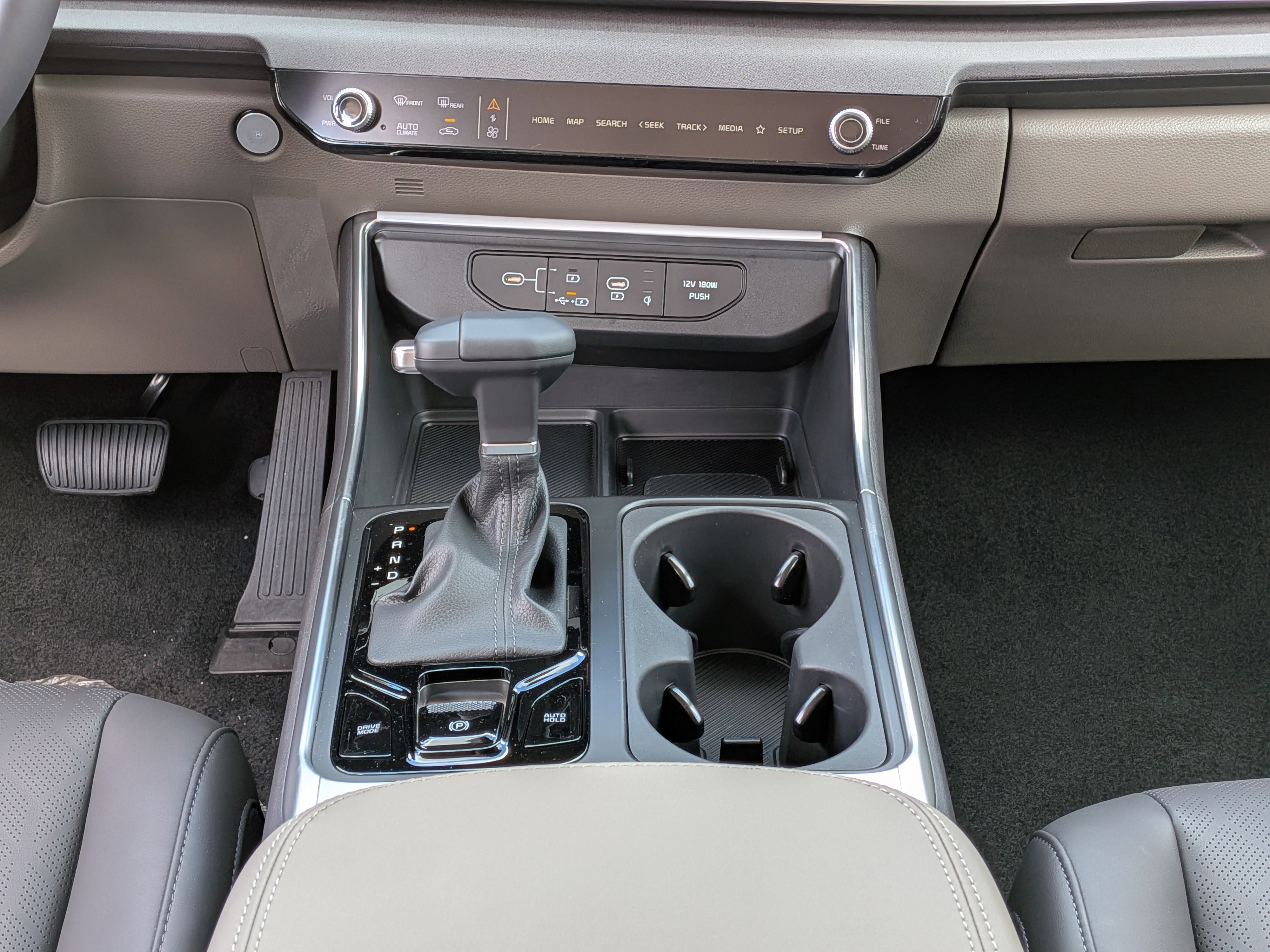 New 2026 Ivory Silver Kia EX image 25
