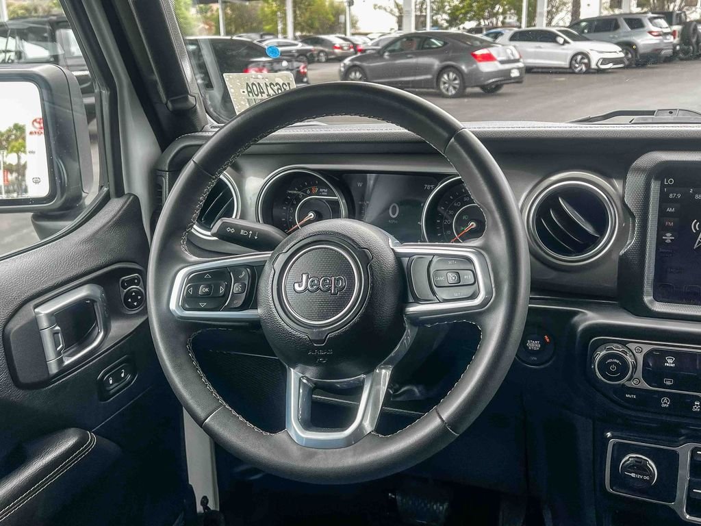 Used 2023 White Jeep Overland image 14