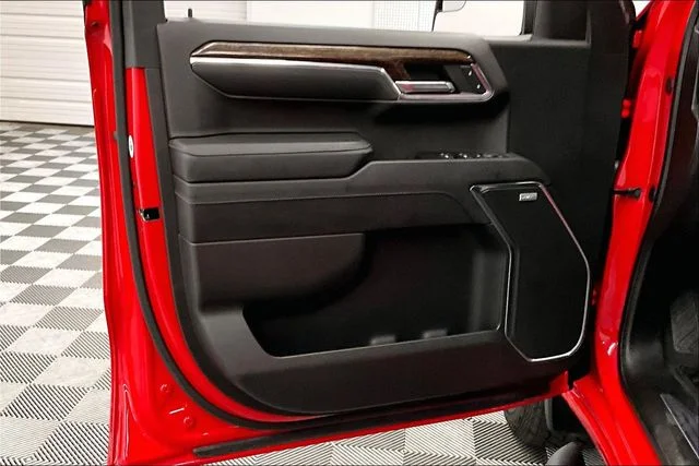 Used 2024 Cardinal Red GMC Elevation image 21