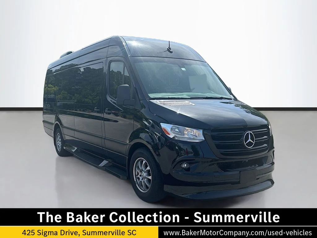 Used 2022 Black Mercedes-Benz Cargo 170 WB image 1