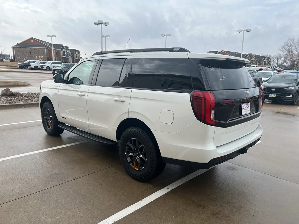 New 2026 Star White Metallic Tri-Coat Ford Tremor® image 6