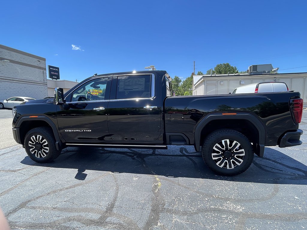 2025 GMC Sierra 2500HD Denali Ultimate - Photo 13