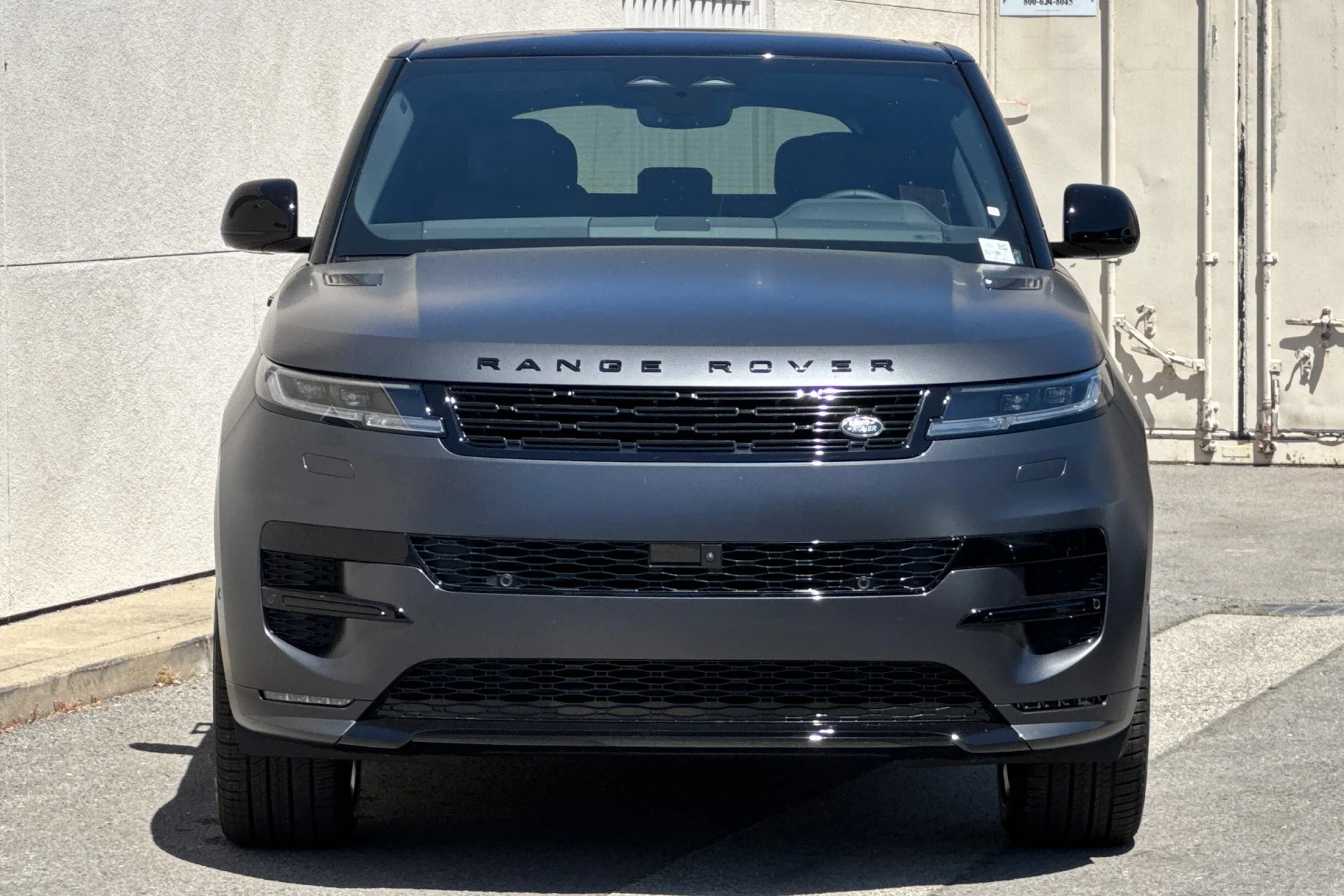 New 2026 Carpathian Grey Land Rover Dynamic SE image 10