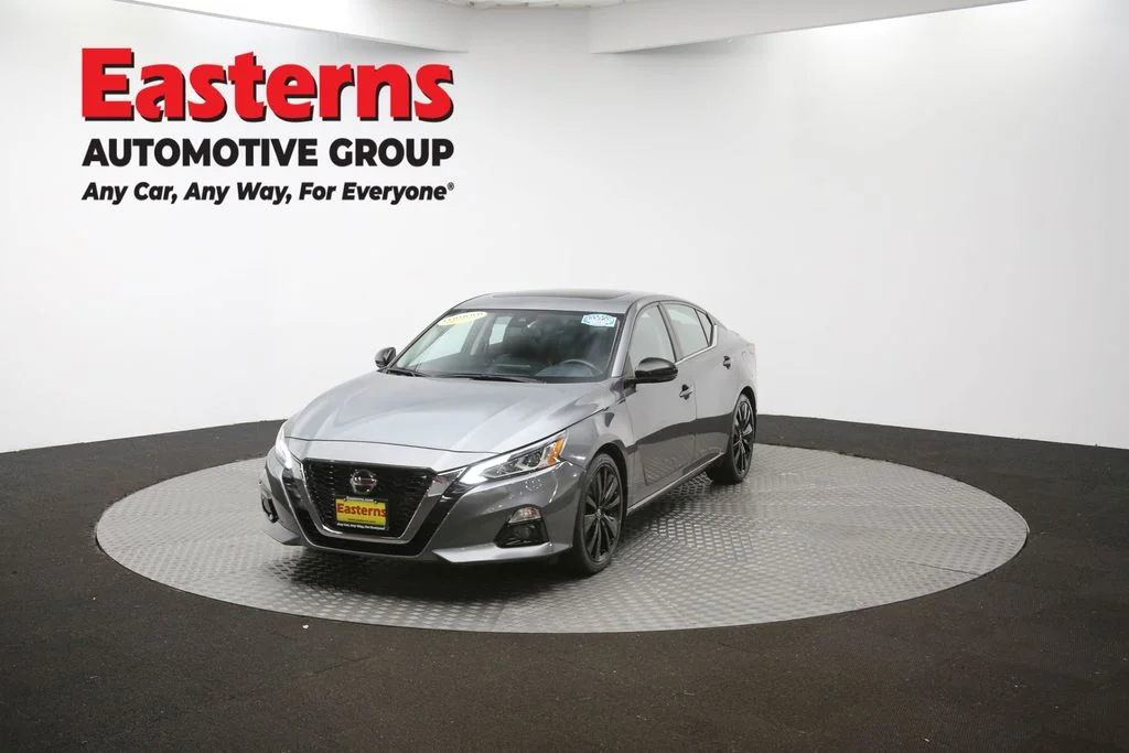 Used 2022 Gray Nissan 2.5 SR image 52
