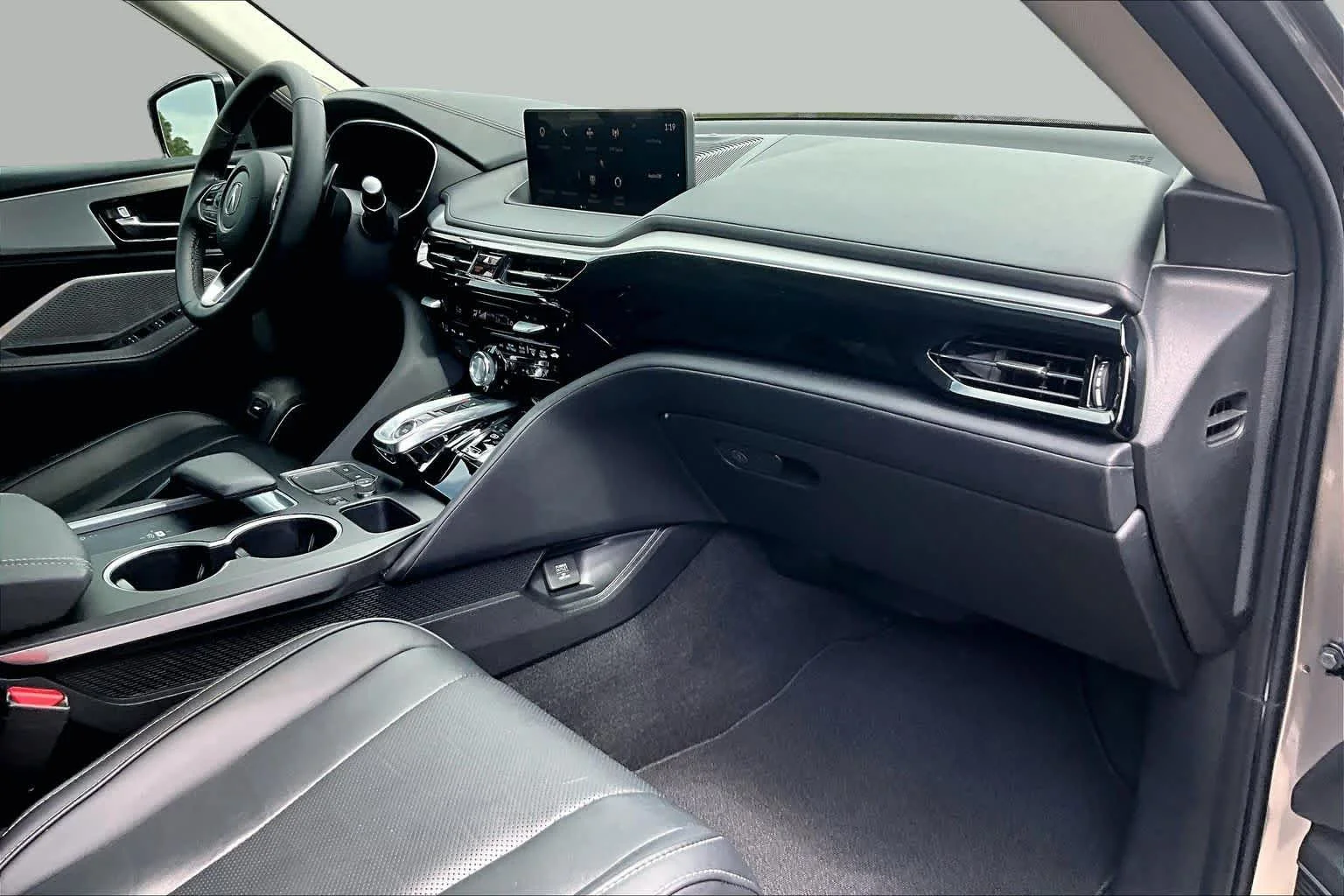 Used 2023 Liquid Carbon Metallic Acura w/Technology Package image 19
