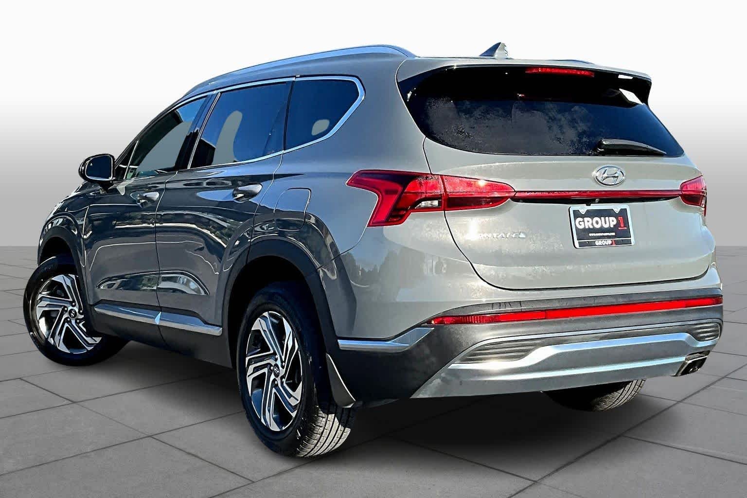 Used 2021 Hampton Gray Hyundai SEL image 12