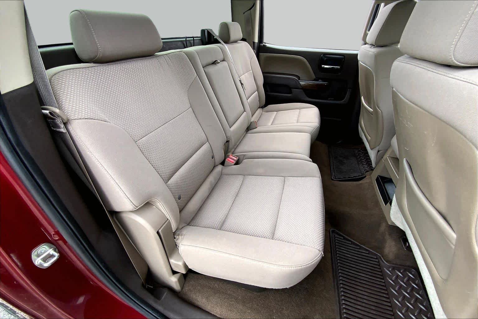 Used 2014 Deep Ruby Metallic Chevrolet LT image 18