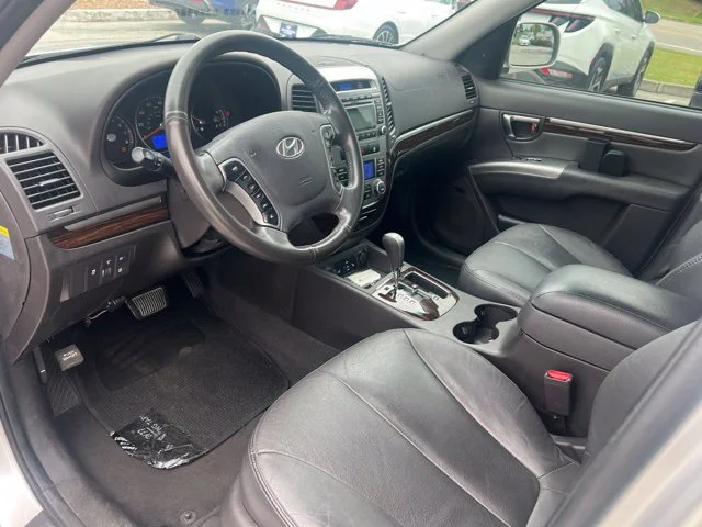Used 2011 Silver Hyundai Limited image 10