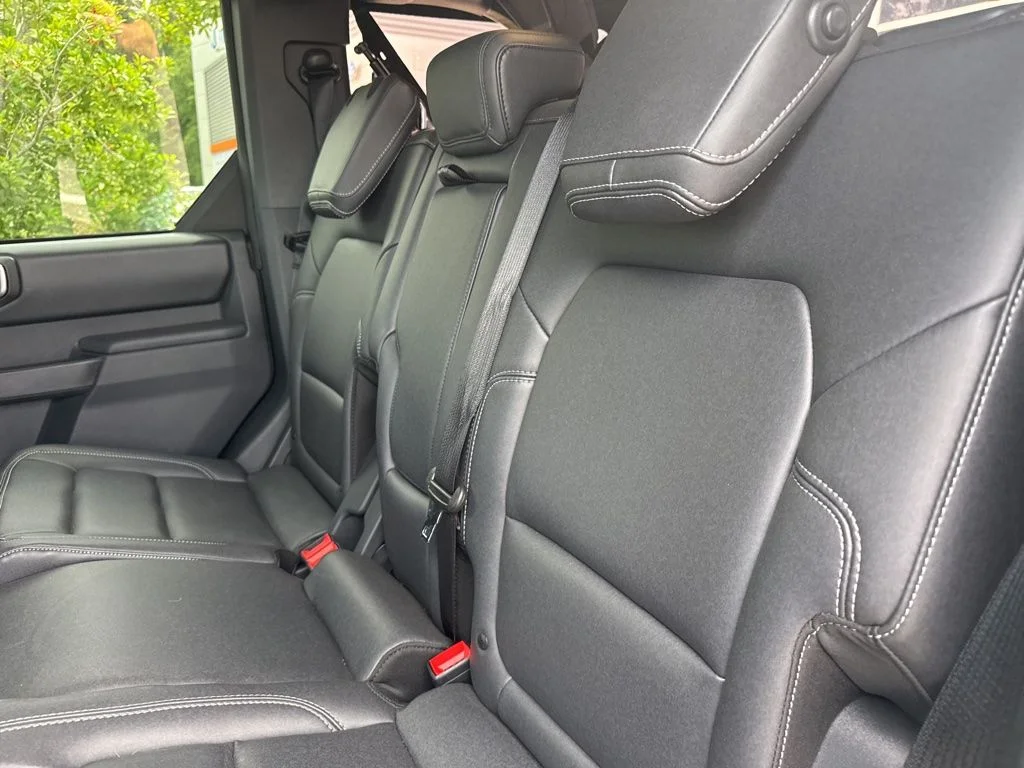 Used 2025 Shadow Black Ford Badlands image 12