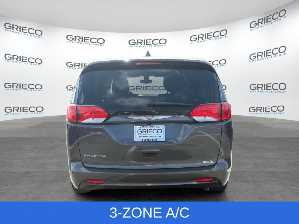 Used 2017 Gray Chrysler Touring image 6