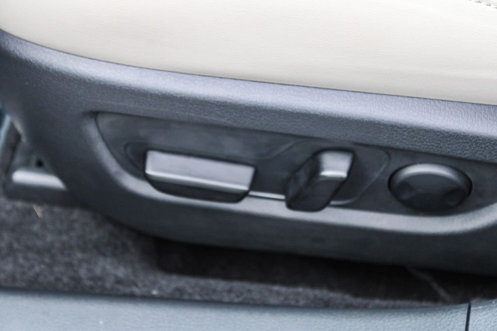 New 2025 Jet Black Mica Mazda 2.5 S Preferred AWD image 23