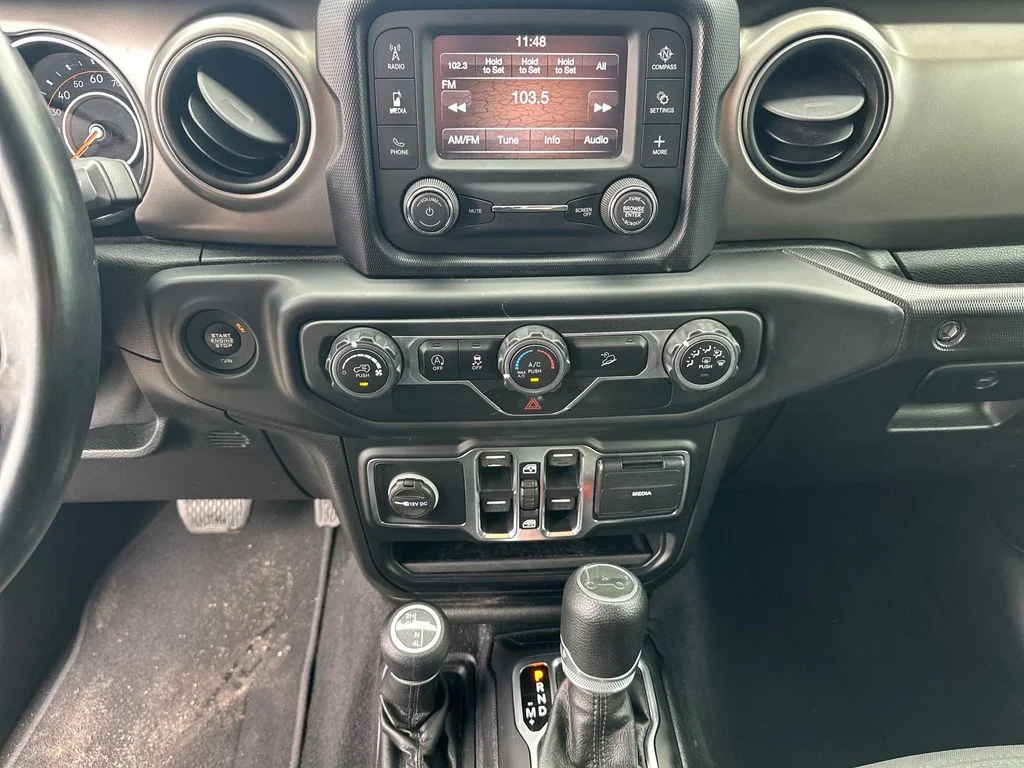 Used 2020 Gray Jeep Unlimited Sport S image 23