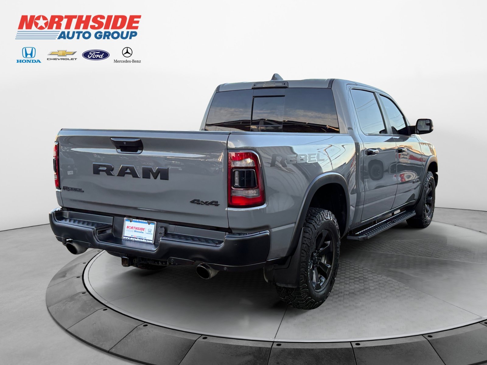 Used 2023 Ceramic Gray Clearcoat Ram Rebel image 7