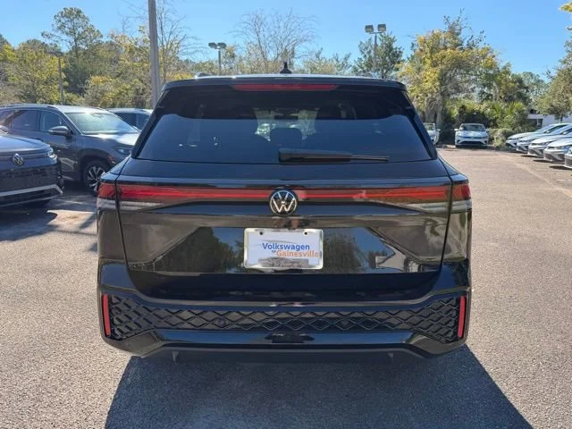 New 2026 Deep Black Pearl Volkswagen SE R-Line Black image 5