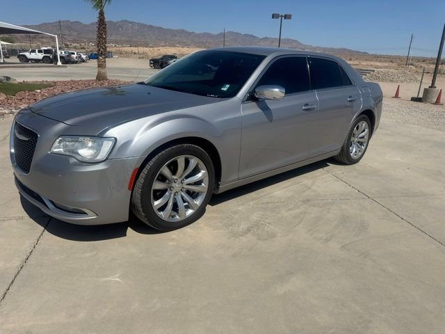 2018 Chrysler 300