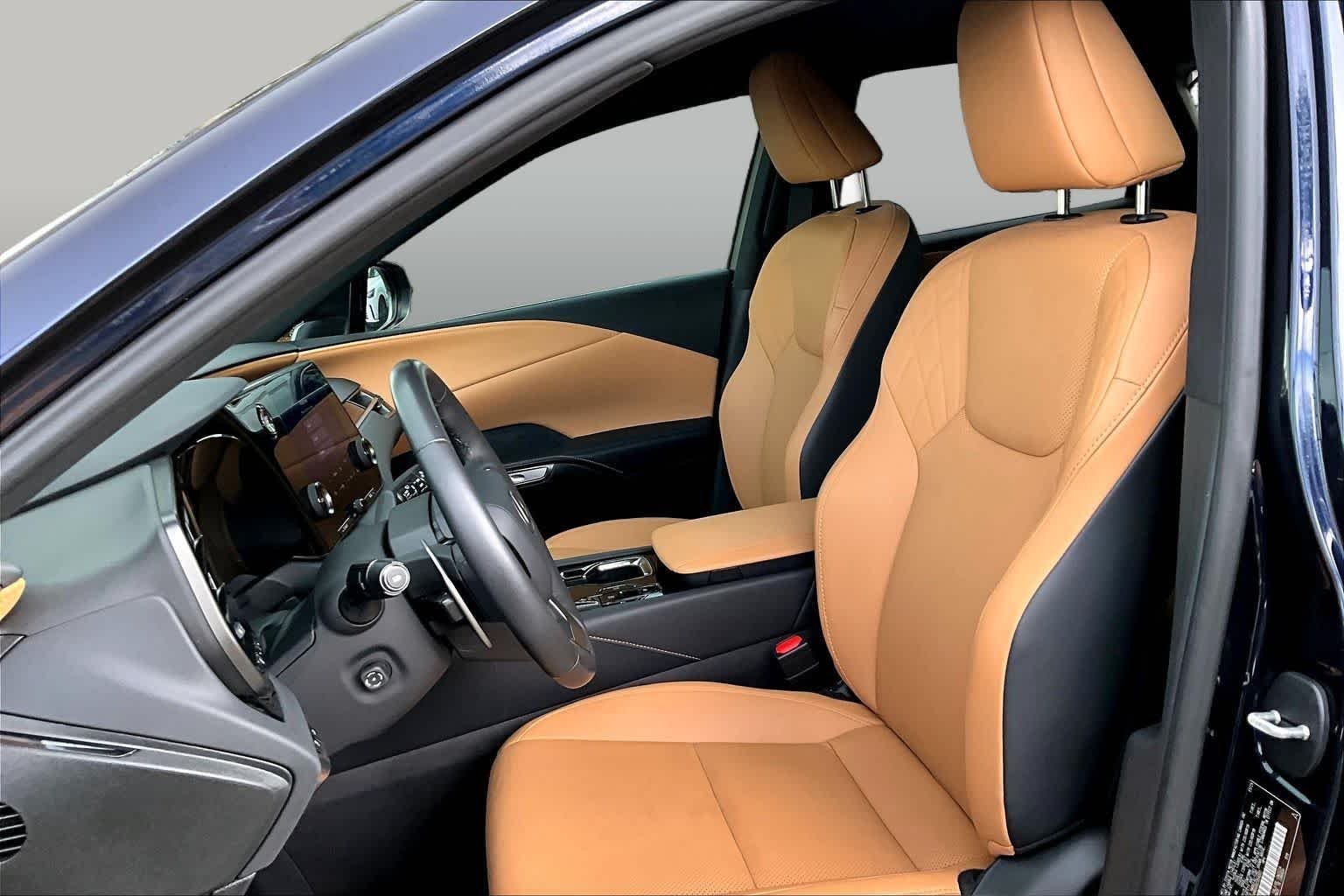 Used 2025 Nightfall Mica Lexus  image 8