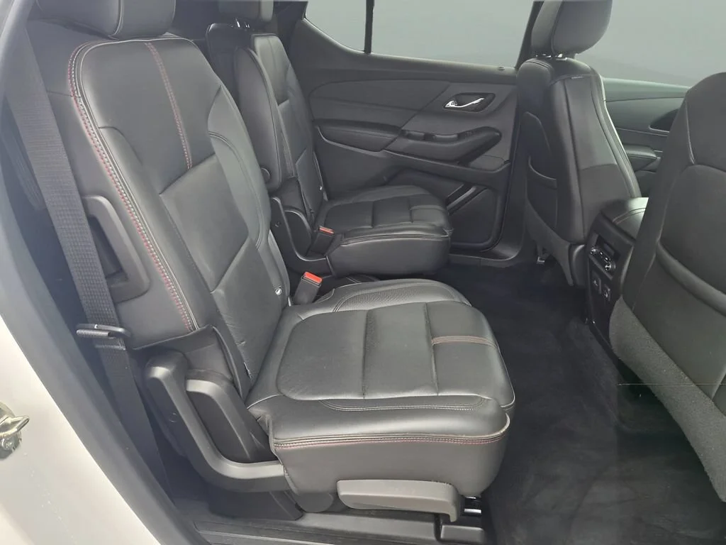 Certified Used 2022 SUMMIT WHITE Chevrolet RS image 11