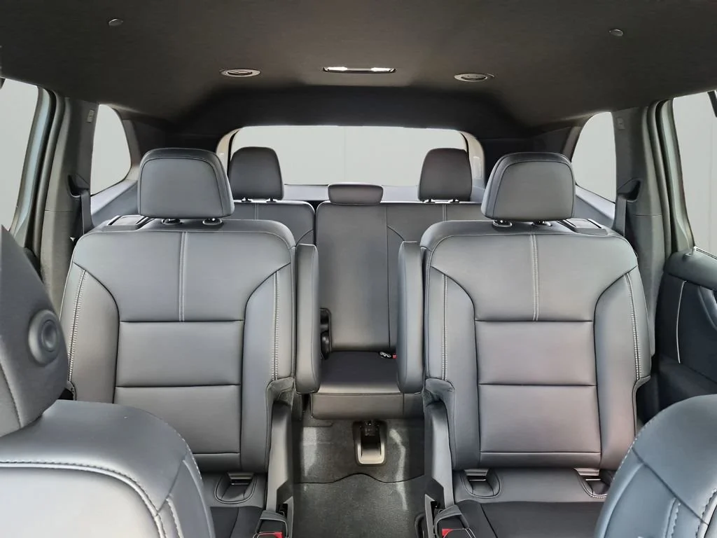 New 2026 Sterling Metallic GMC Elevation image 45