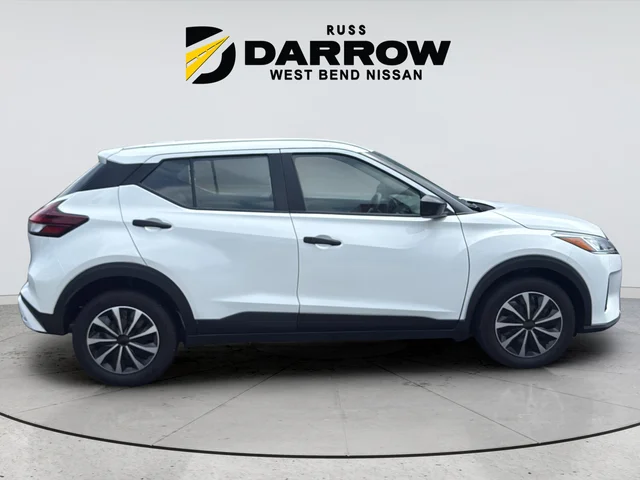 Certified Used 2024 White Nissan S image 6