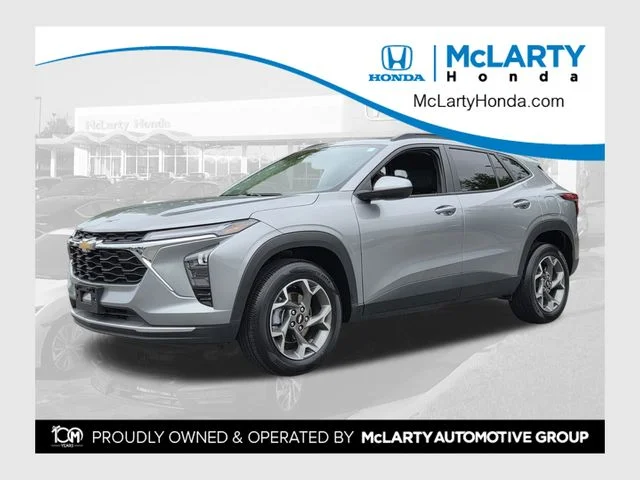 2025 Chevrolet Trax LT's photo