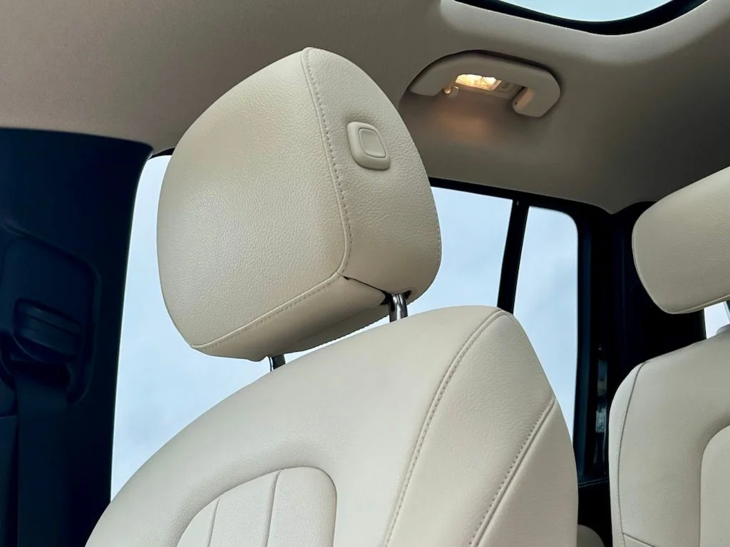 Certified Used 2023  Mercedes-Benz GLB 250 image 16