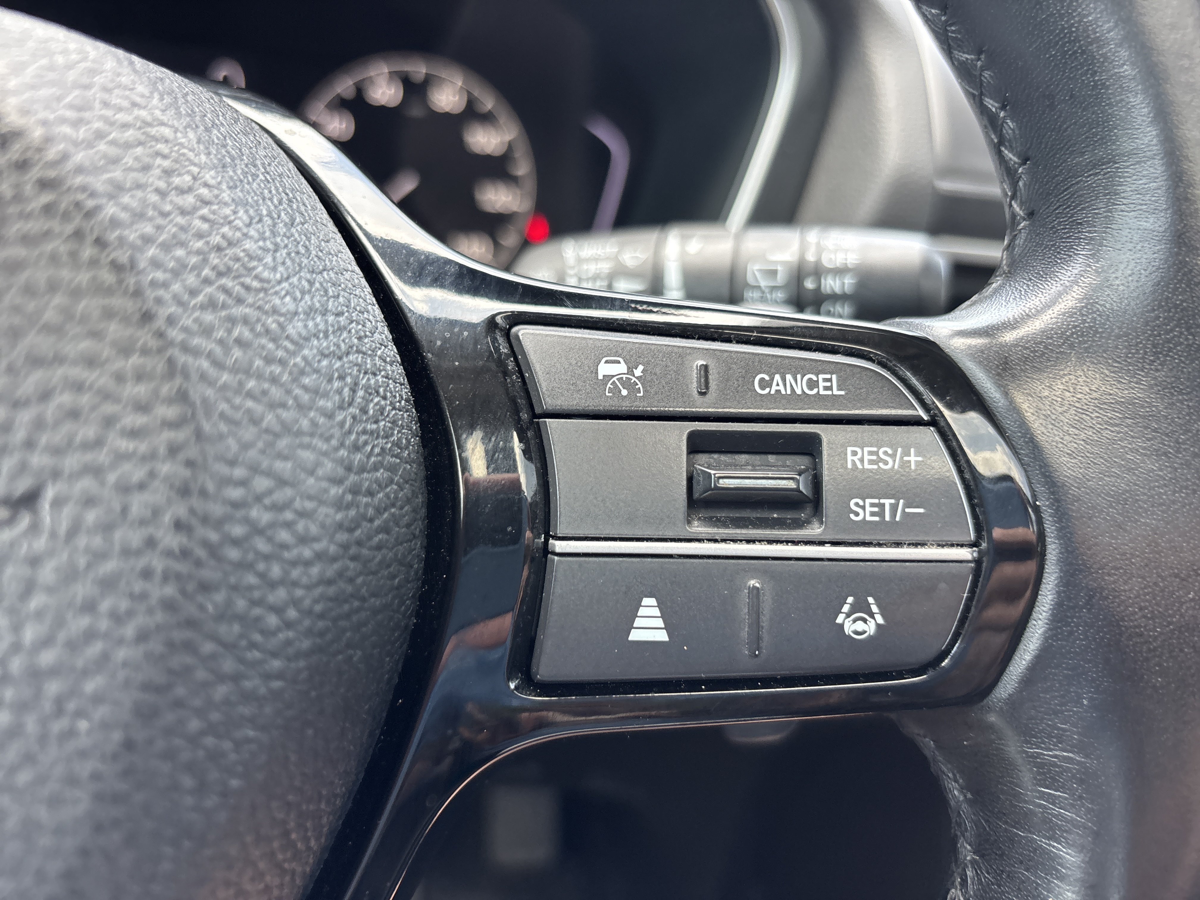 Used 2024 Crystal Black Pearl Honda Touring image 30