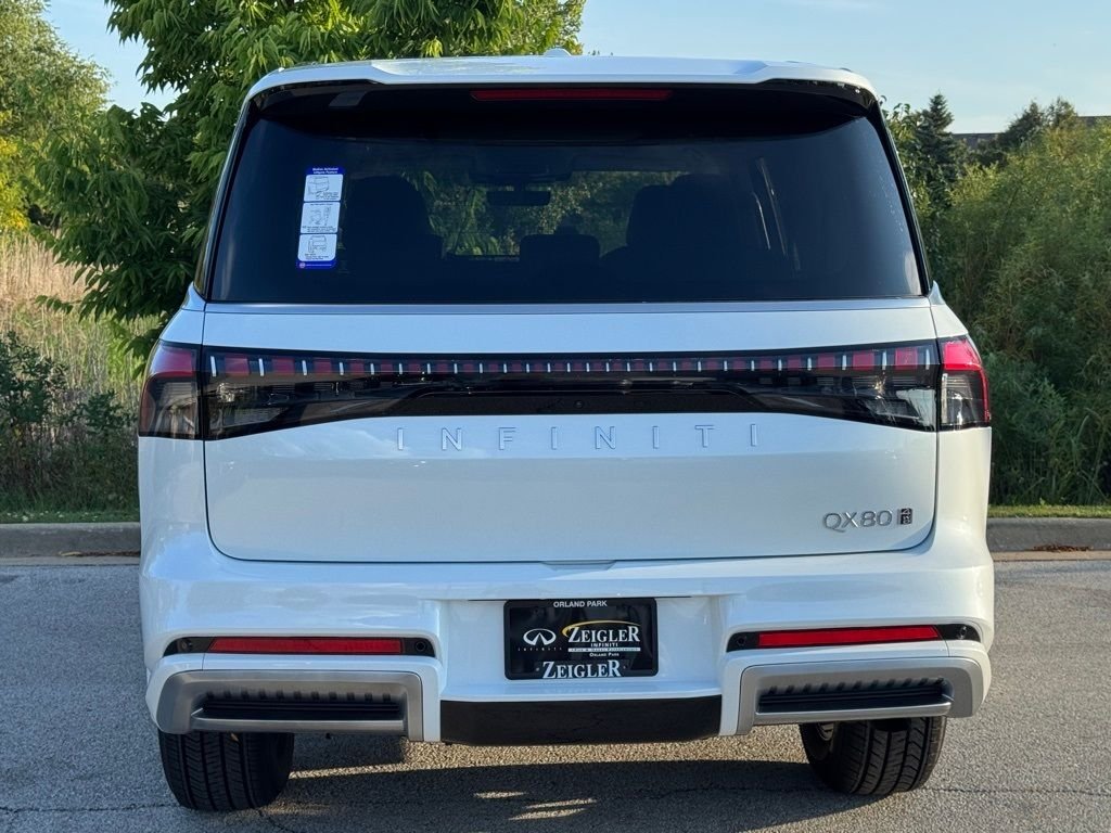 Certified Used 2026 Radiant White INFINITI PURE image 5
