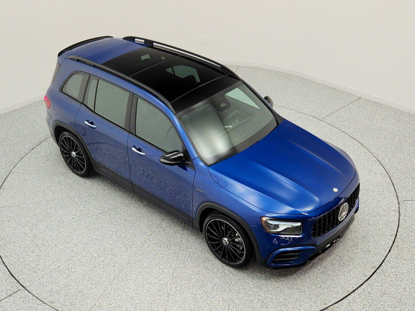 Used 2025 Starling Blue Metallic Mercedes-Benz AMG® GLB 35 4MATIC SUV image 25