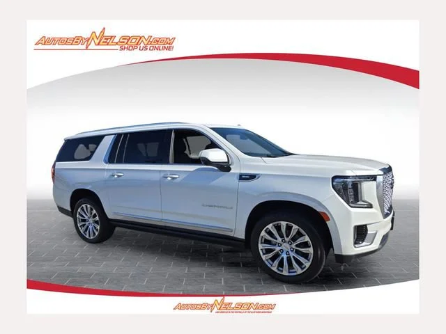 2023 GMC Yukon Denali AWD's photo