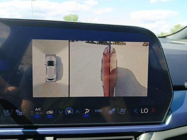 2025 Chevrolet Equinox EV LT - Photo 24