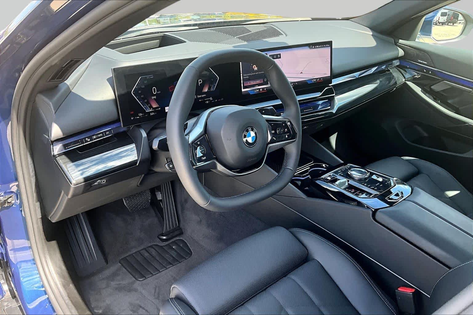 Used 2027 Phytonic Blue Metallic BMW 530i image 16