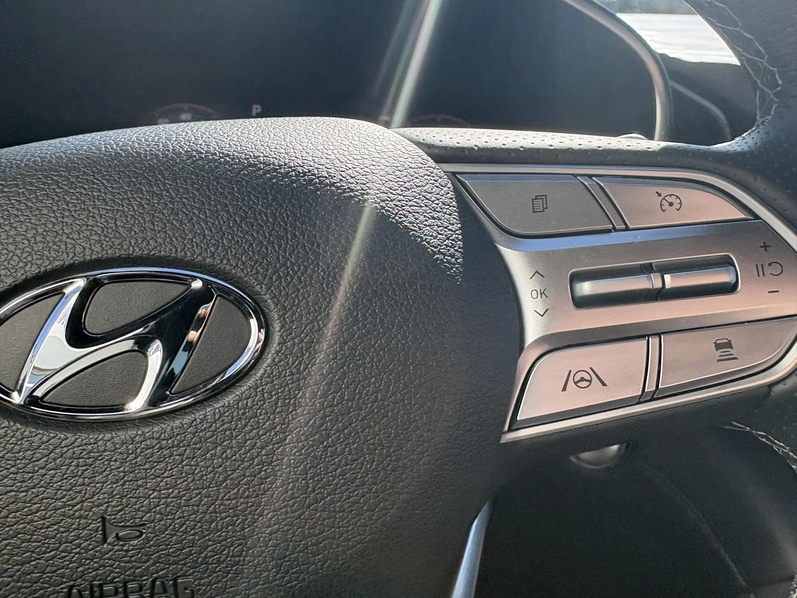 Used 2023 White Hyundai Ultimate Calligraphy image 11