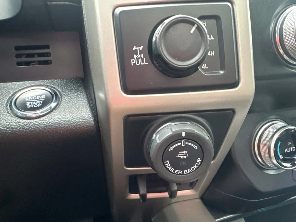 Certified Used 2020 Magnetic Metallic Ford Lariat image 26