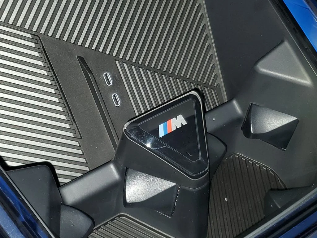 New 2026 Dark Graphite Metallic BMW 30 xDrive image 24