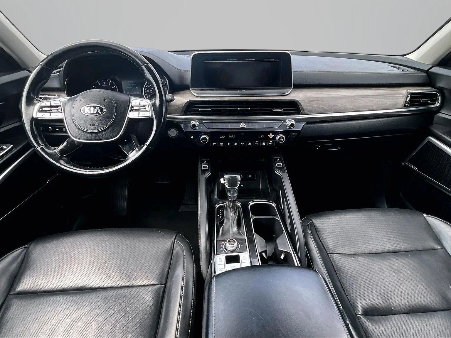 Used 2020 Black Kia EX image 17