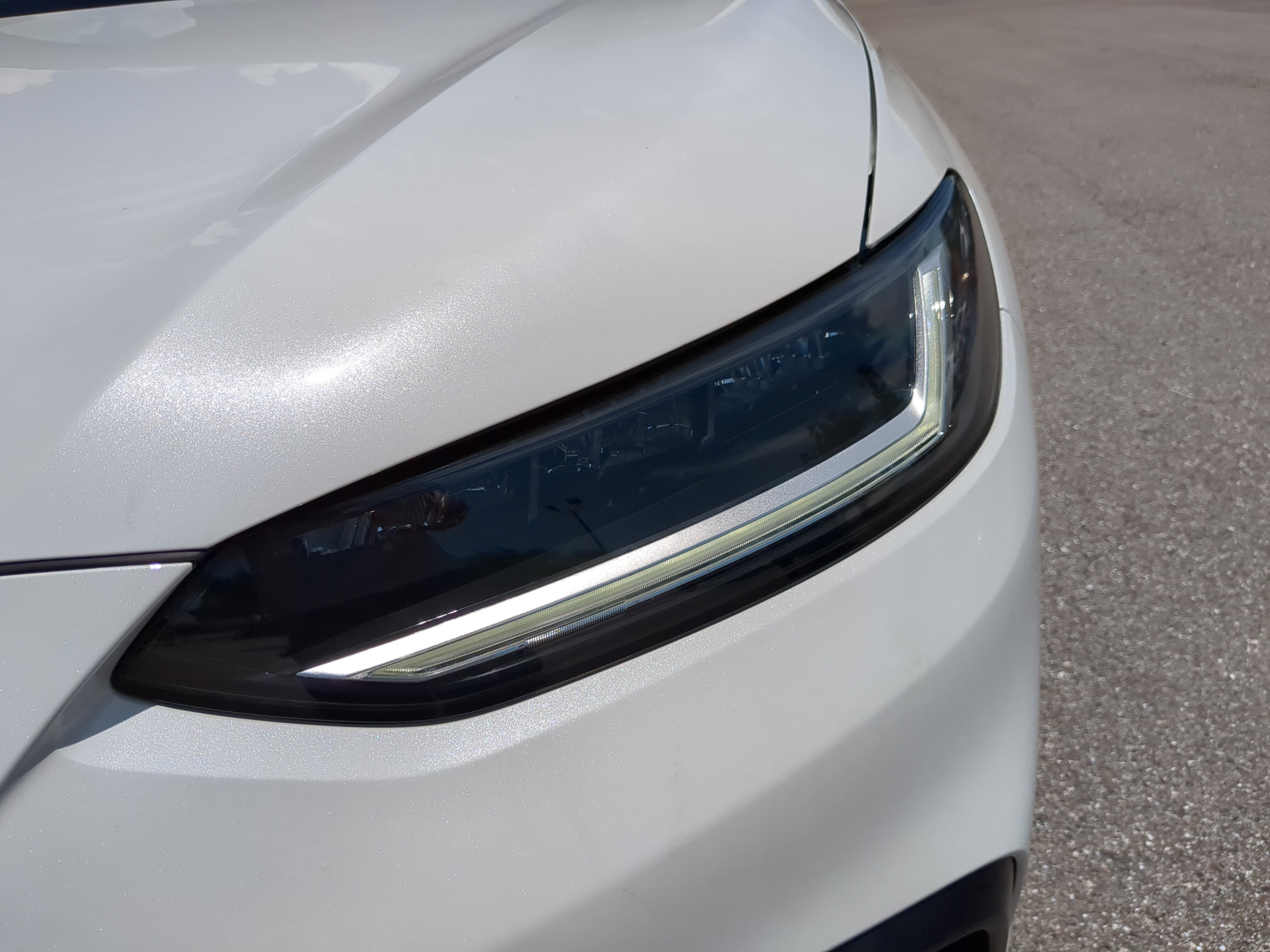 New 2027 Platinum White Pearl Honda LX image 10