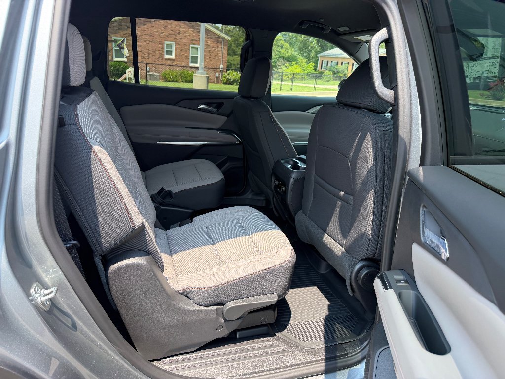 2026 Chevrolet Traverse LT - Photo 21