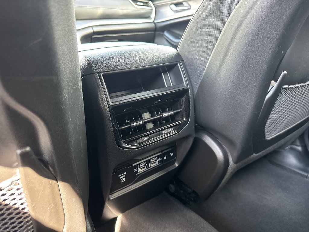 Used 2024 White Jeep 4xe image 20