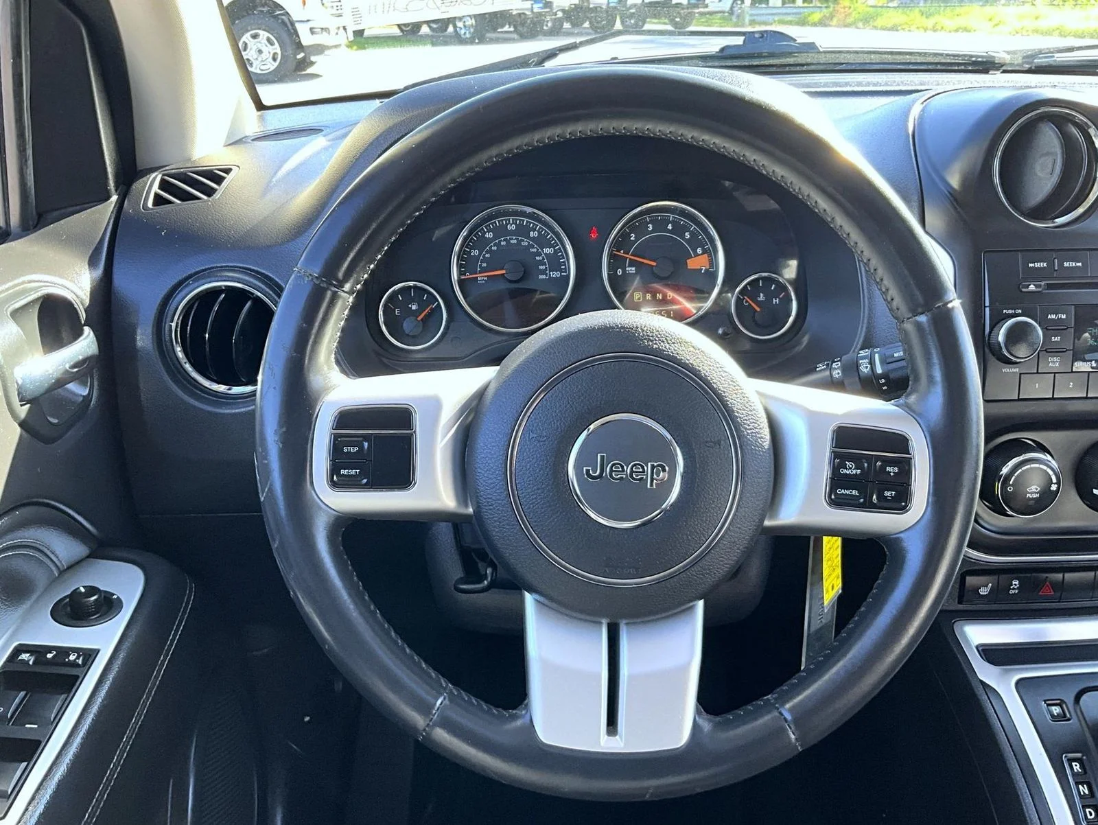 Used 2015 Black Jeep Altitude image 12
