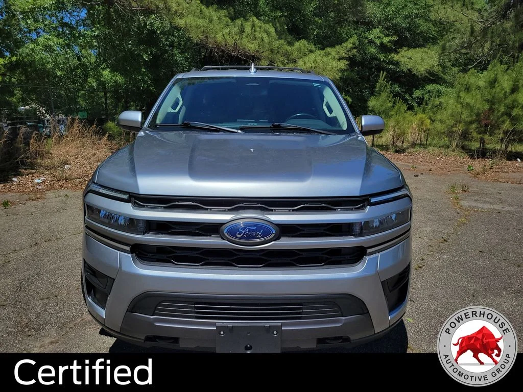 Used 2023 Silver Ford XLT image 9
