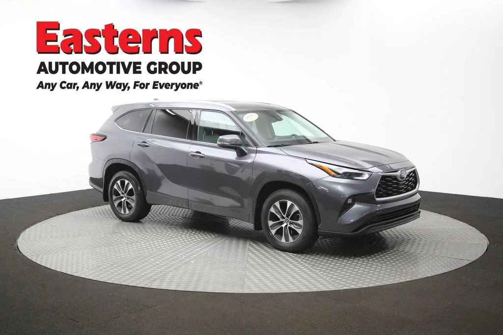 Used 2022 Gray Toyota XLE image 50