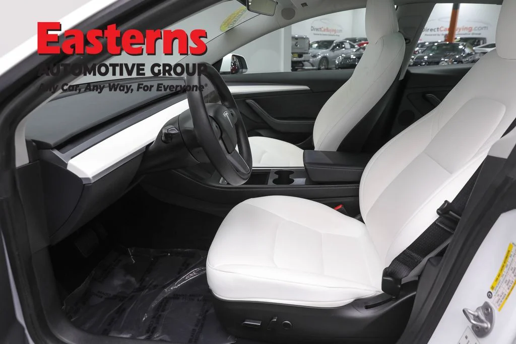 Used 2023 White Tesla Base image 14