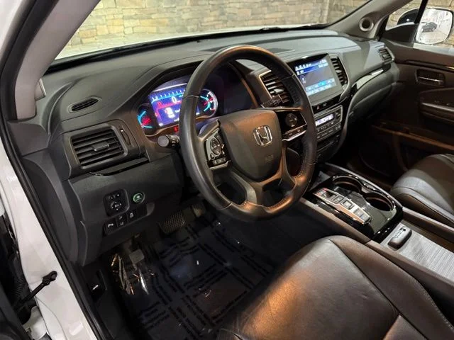 Used 2021 Platinum White Pearl Honda Touring image 14