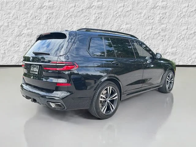 Used 2024 Black Sapphire Metallic BMW xDrive40i image 3