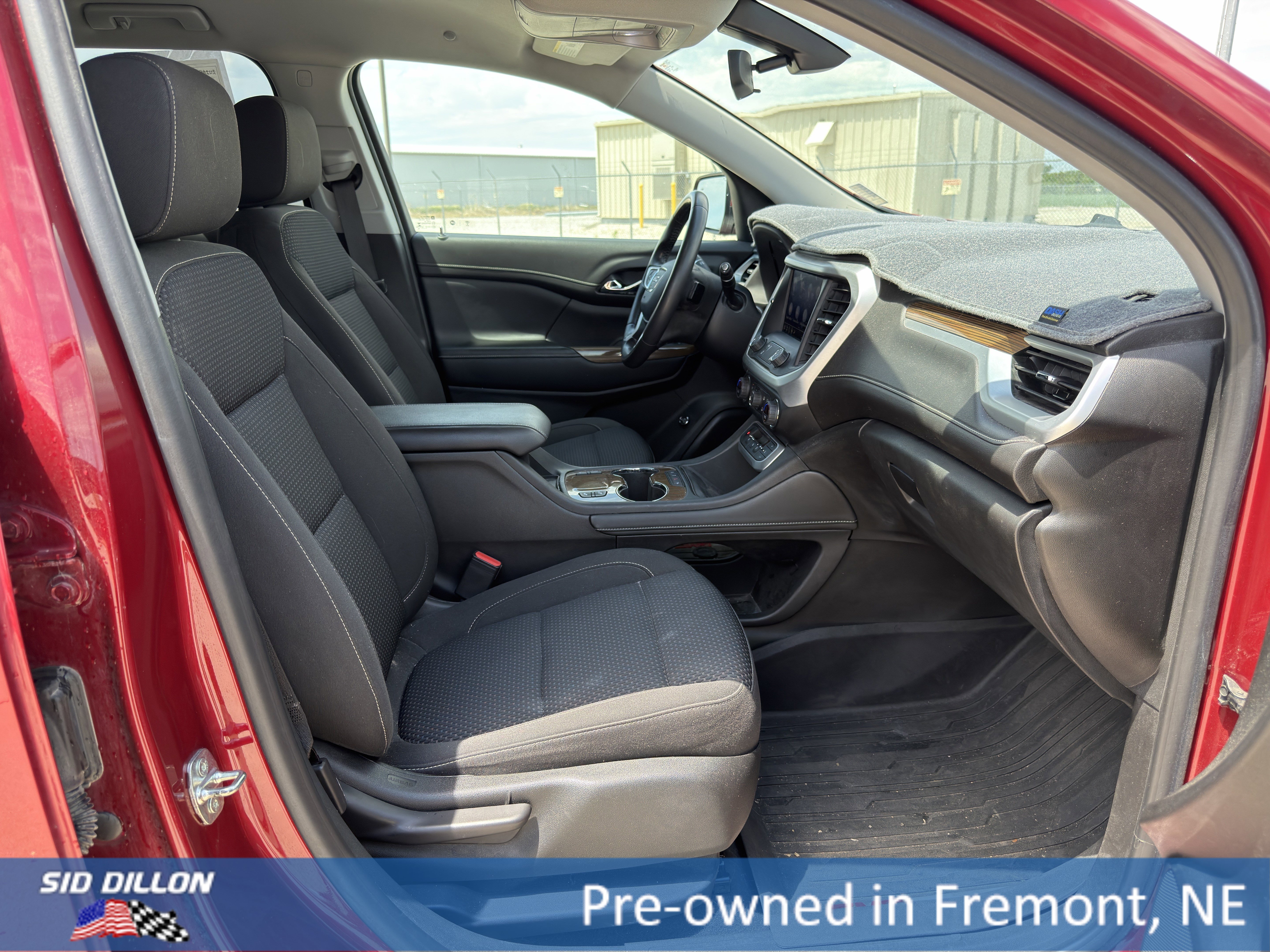 Used 2020 Red Quartz Tintcoat GMC SLE image 12