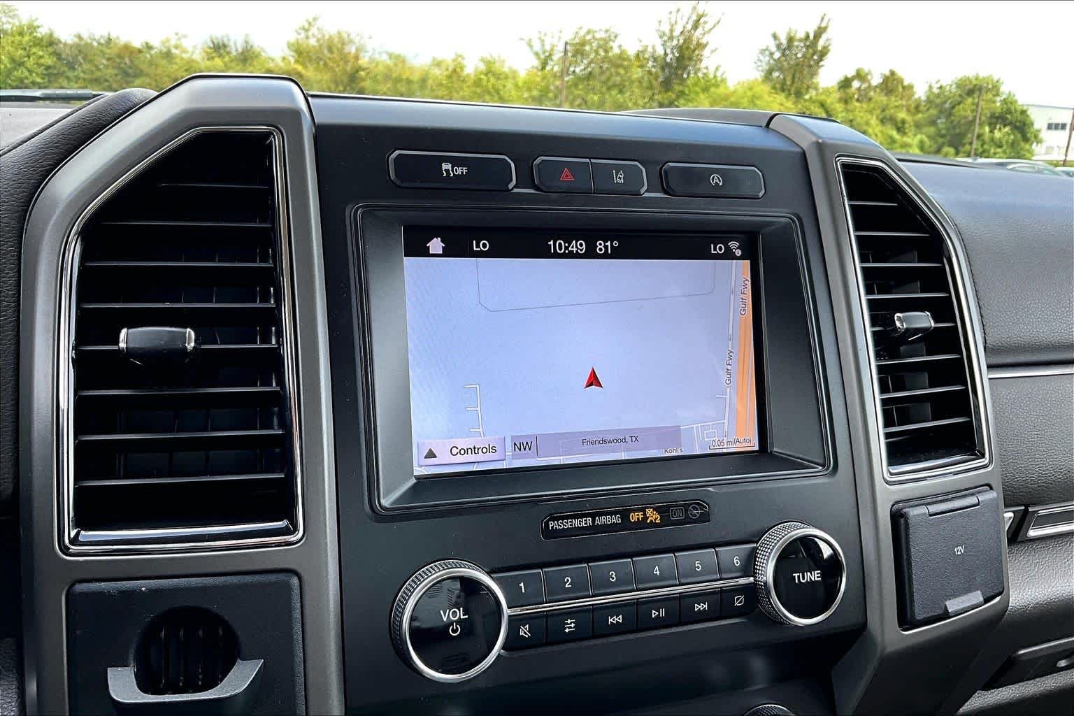 Used 2019 Oxford White Ford XLT image 34